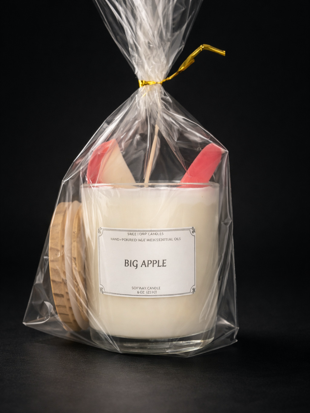 Big Apple Candle